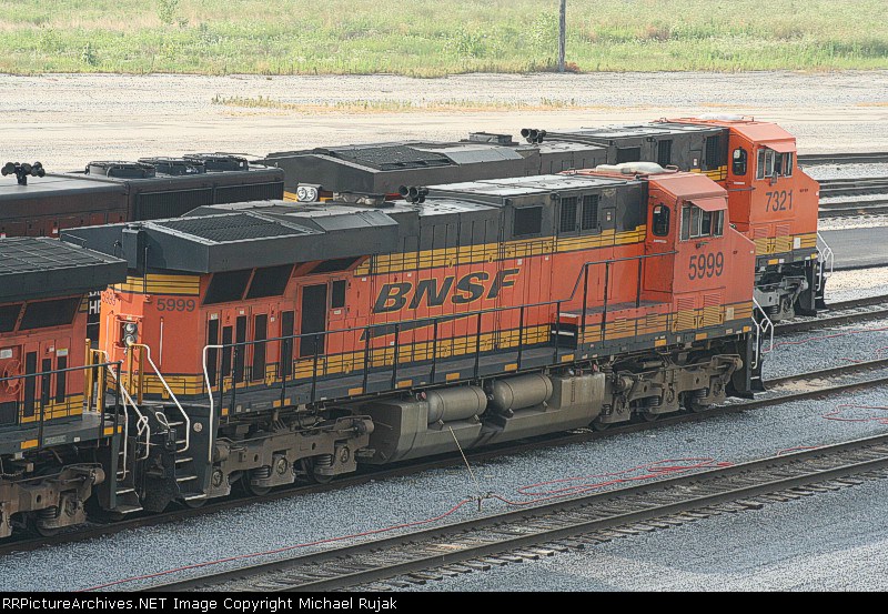 BNSF 5999